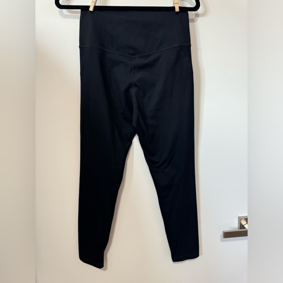 Girlfriend collective compression leggings-black medium - Picture 3 of 6